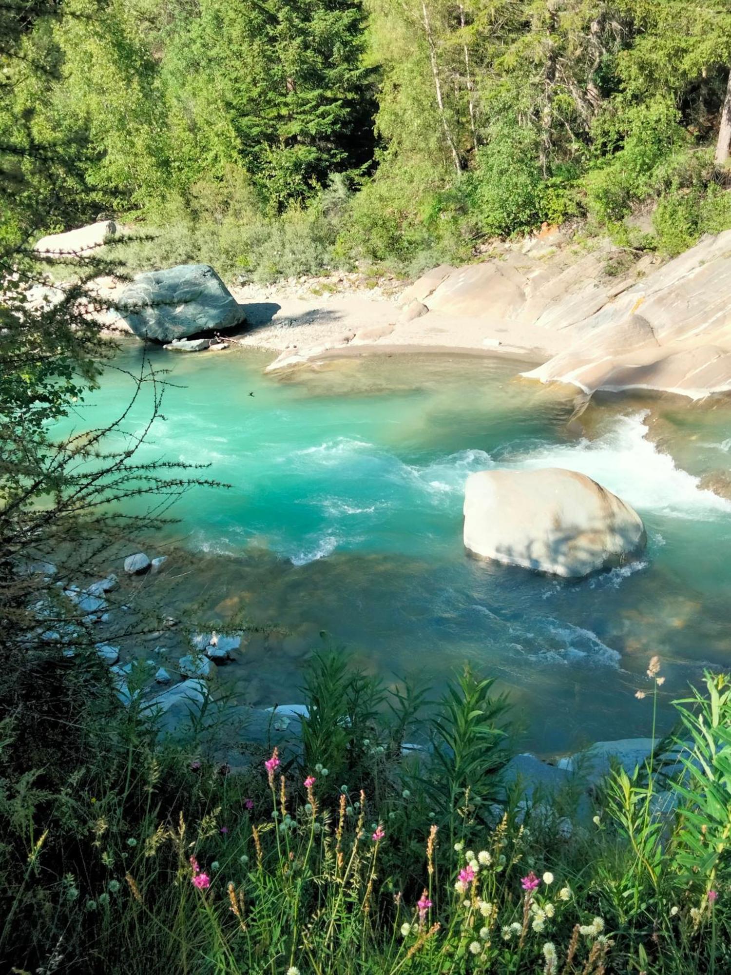 Appartamento Signorile Con Giardino Aosta Dış mekan fotoğraf